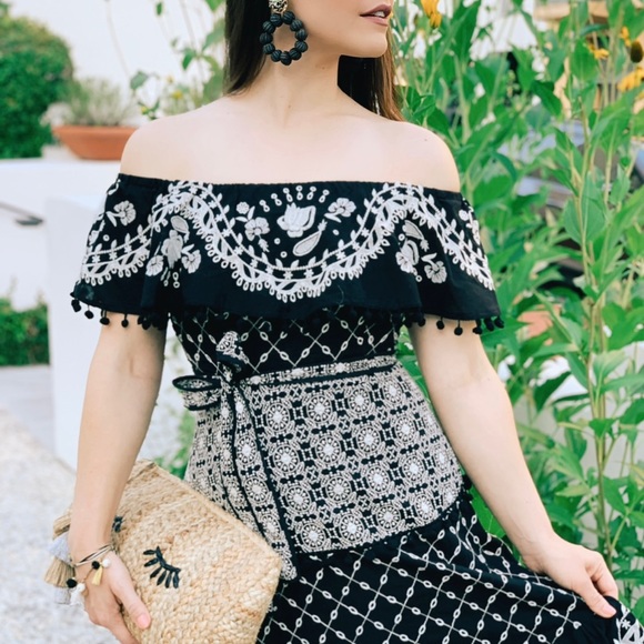 Anthropologie Dresses & Skirts - Anthropologie Marisol Off-The-Shoulder Spanish Style Embroidered Dress Sz 2 NWOT